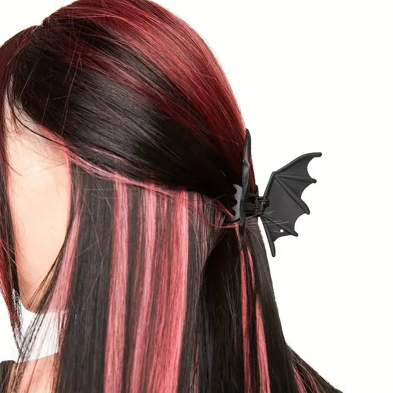 Gothic Bat Hair Clip – hair accessory photo 4