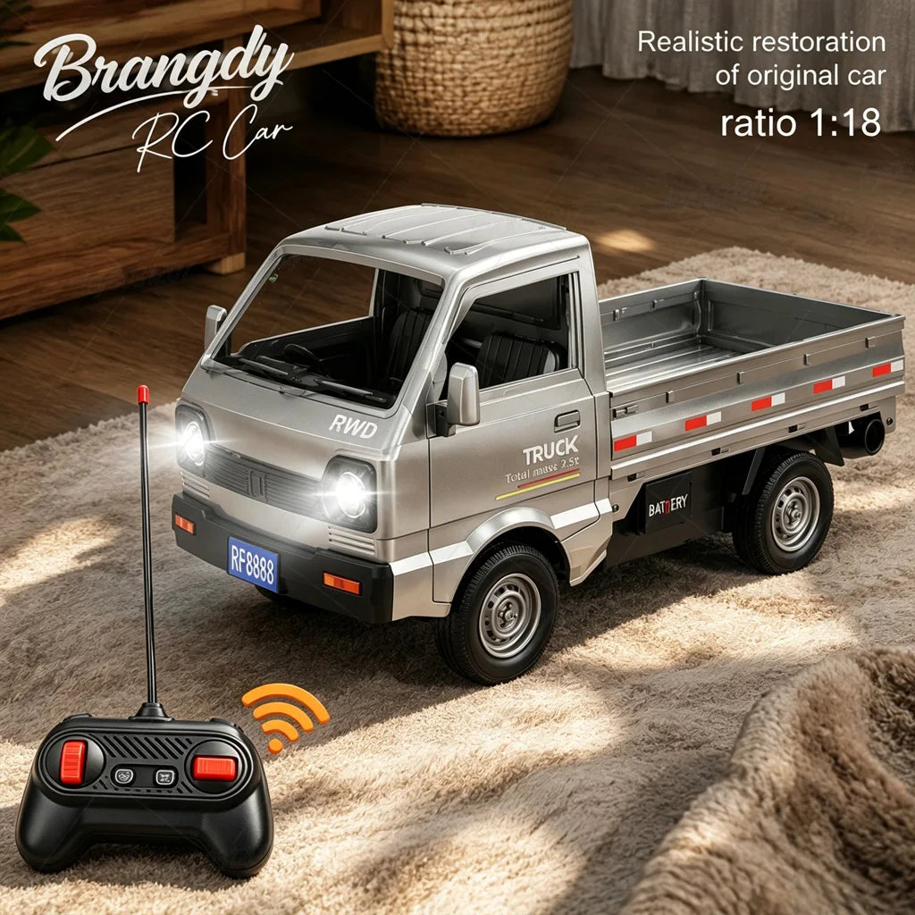 K31 1:18 Scale 4x4 RC Climbing Truck – 2.4G Alloy Off-Road Remote Control Car, 30-Minute Play, White or Blue